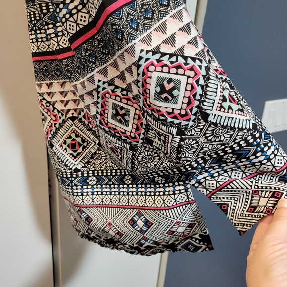 Anthropologie tunic top - Picture 6 of 9